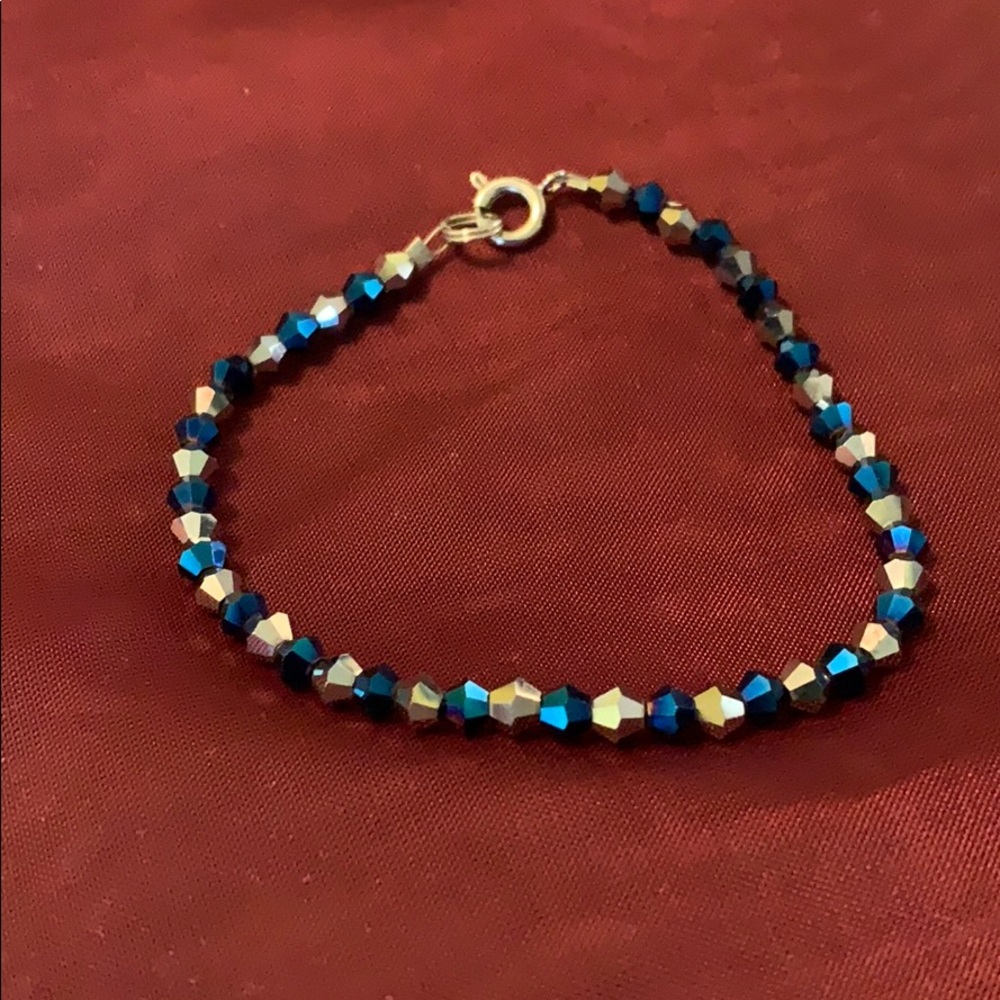 Blue and silver glass beaded bracelet